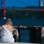 Fragen die bei der ersten Meldung von Missbrauch vermieden werden sollten