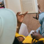 Wie man Fremde während Videoanrufen wie Freunde fühlen lässt